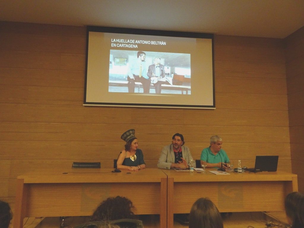 CICLO DE CONFERENCIAS 'SEMANA CULTURAL' EN EL TEATRO ROMANO. EL ÉXITO ESTABA GARANTIZADO